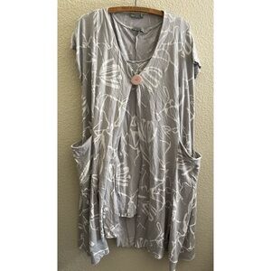 Chalet E Ceci Dress and Tunic Women’s Size Medium